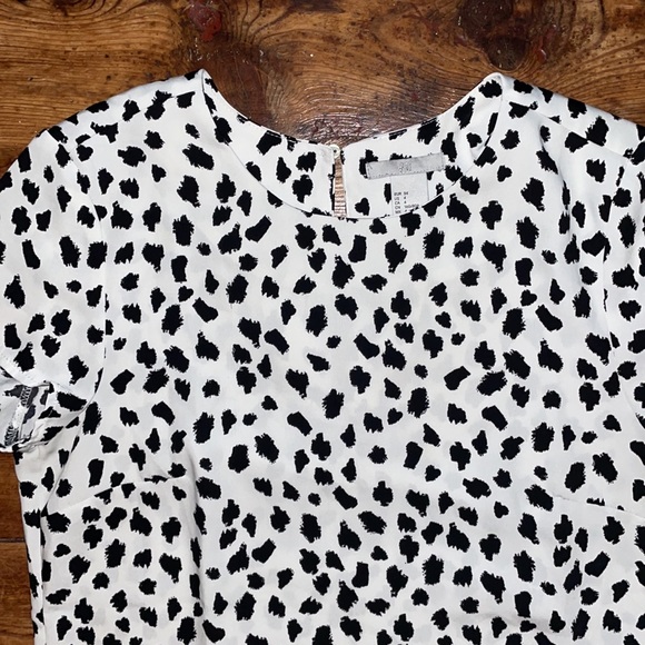 H&M Leopard Print Top - Picture 2 of 6